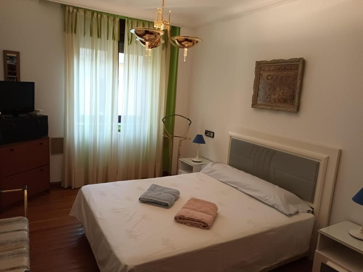 Ideal Familas Salamanca Ngoại thất bức ảnh
